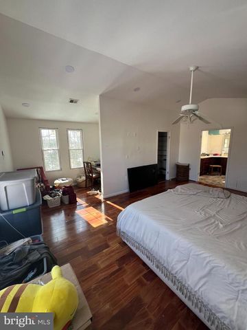 5715 BUTTERFIELD DR, Clinton, MD 20735