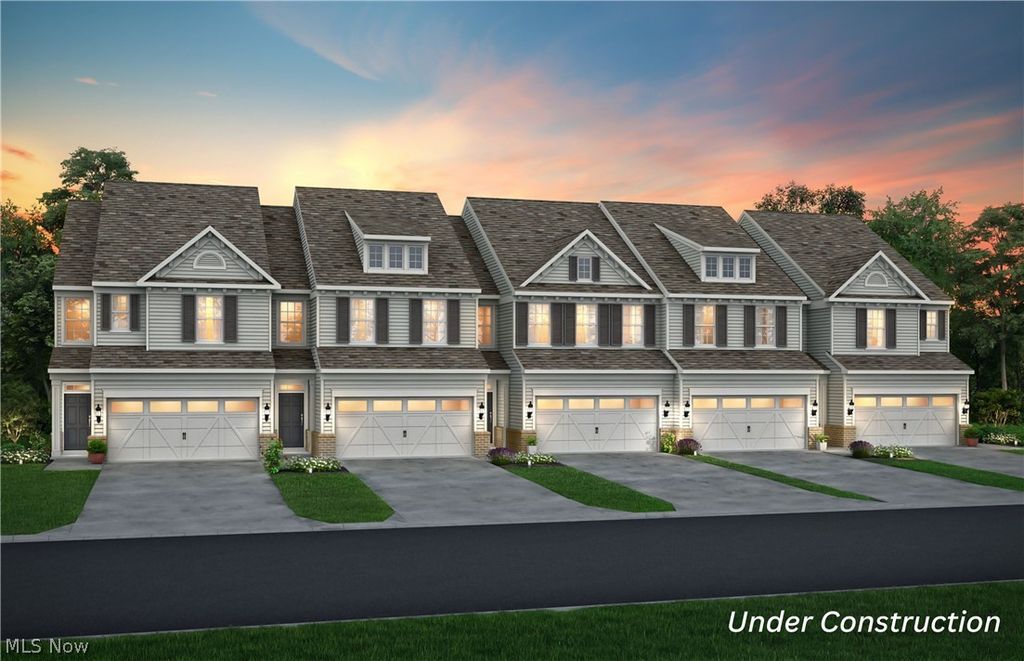 945-4 Memory Lane, Aurora, OH 44202