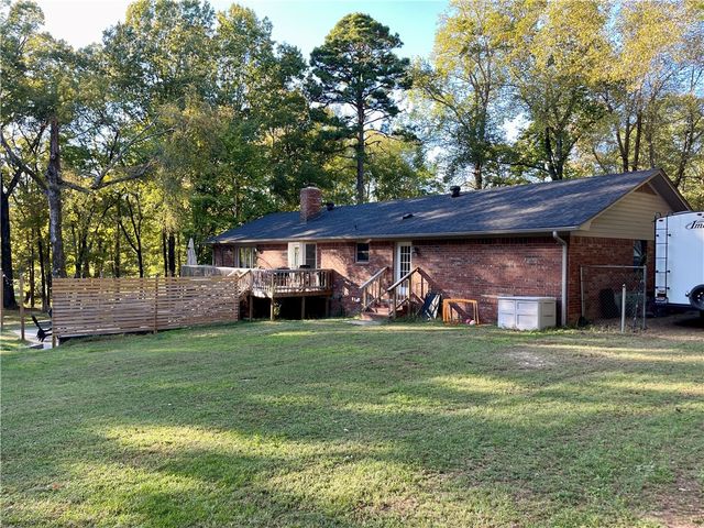 122 Royal Oaks Lane, Russellville, AR 72802