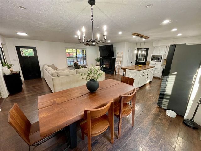 122 Royal Oaks Lane, Russellville, AR 72802