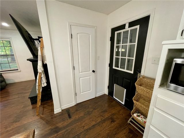 122 Royal Oaks Lane, Russellville, AR 72802