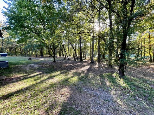 122 Royal Oaks Lane, Russellville, AR 72802