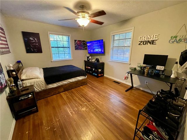 122 Royal Oaks Lane, Russellville, AR 72802