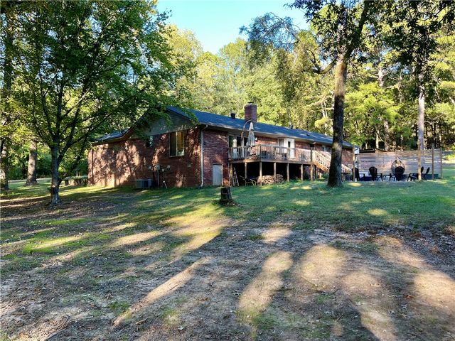 122 Royal Oaks Lane, Russellville, AR 72802