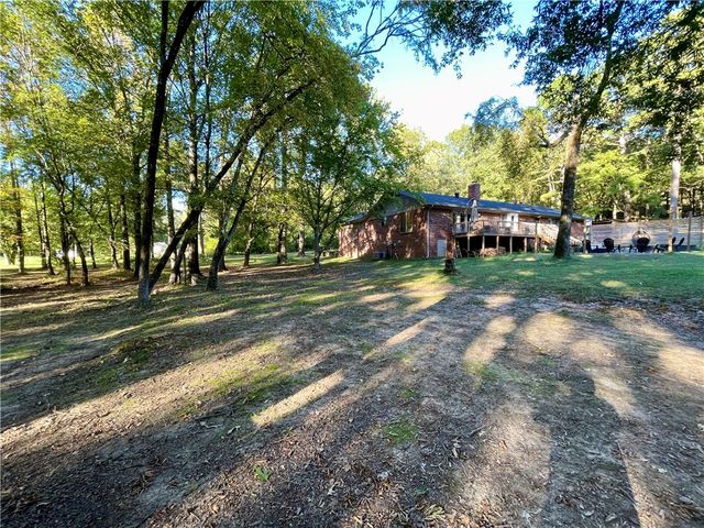 122 Royal Oaks Lane, Russellville, AR 72802