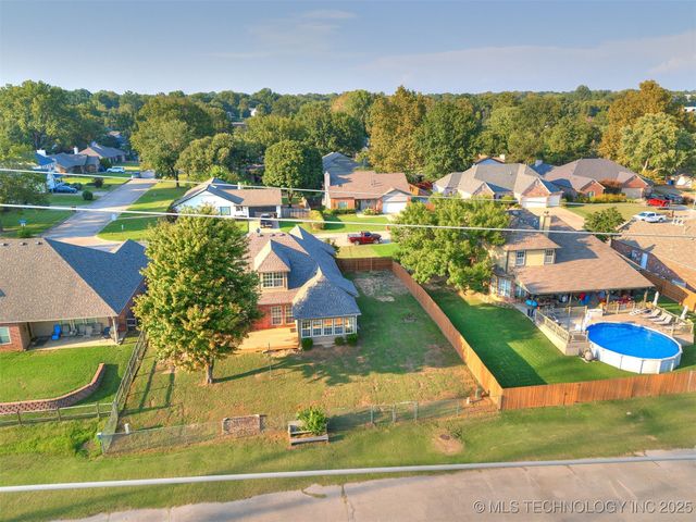 1017 W Quinton Street S, Broken Arrow, OK 74011