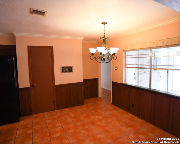 6207 Shady Brook, Windcrest, TX 78239