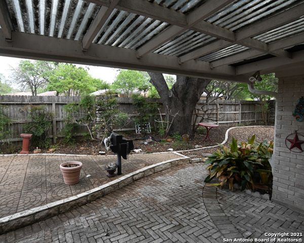 6207 Shady Brook, Windcrest, TX 78239