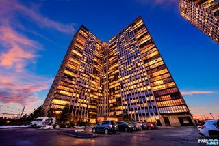 300 Winston Drive 2220, Cliffside Park, NJ 07010