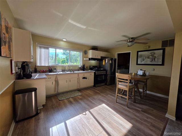 60885 Indian Trail, Ray Township, MI 48096