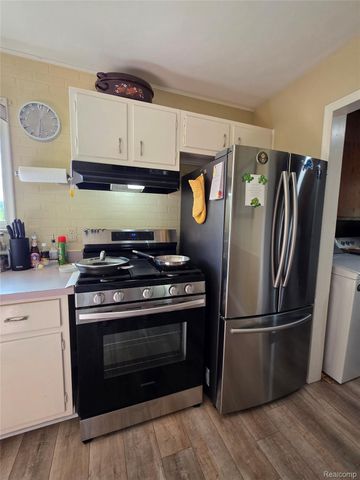 60885 Indian Trail, Ray Township, MI 48096