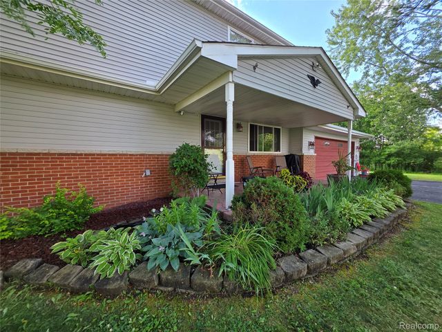 60885 Indian Trail, Ray Township, MI 48096