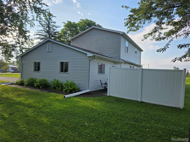 60885 Indian Trail, Ray Township, MI 48096