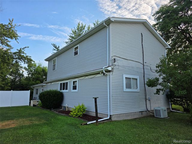 60885 Indian Trail, Ray Township, MI 48096