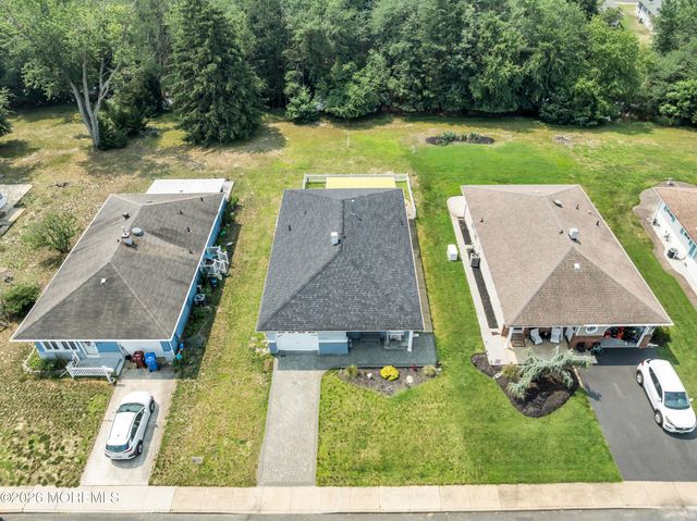 101 Barbados Drive S, Toms River, NJ 08757