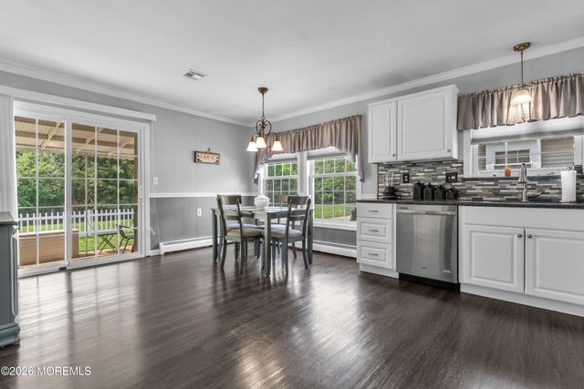 101 Barbados Drive S, Toms River, NJ 08757