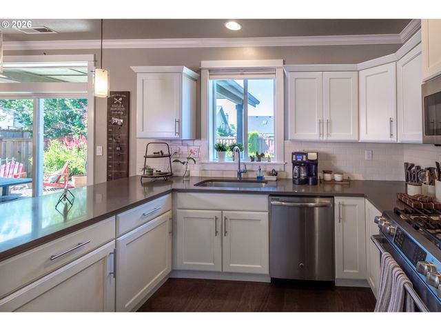 993 TYSON Ln, Eugene, OR 97404