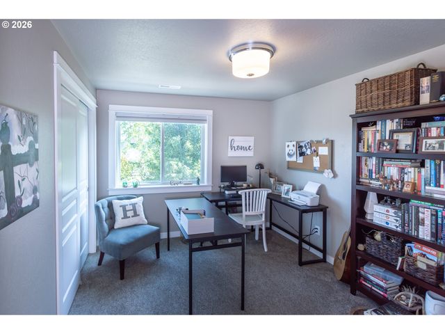 993 TYSON Ln, Eugene, OR 97404