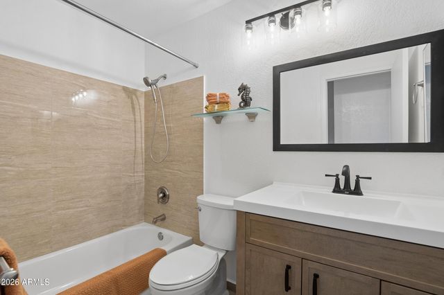 4114 E UNION HILLS Drive 1233, Phoenix, AZ 85050