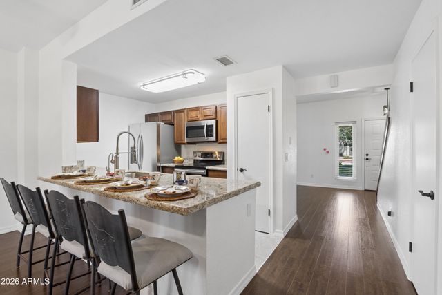 4114 E UNION HILLS Drive 1233, Phoenix, AZ 85050