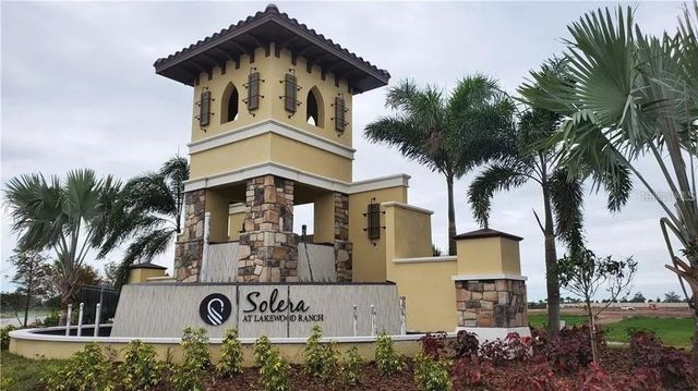 17214 HARVEST MOON WAY, Bradenton, FL 34211