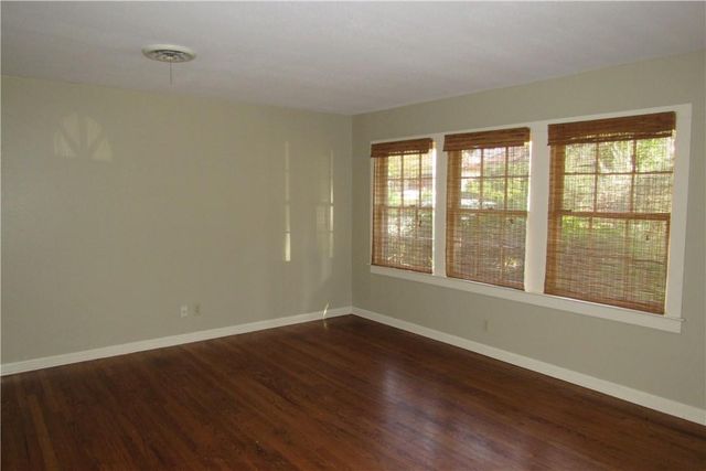 1900 Winsted LN, Austin, TX 78703