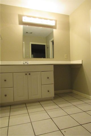1900 Winsted LN, Austin, TX 78703