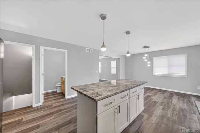 20433 Lexington, Redford Charter Township, MI 48240