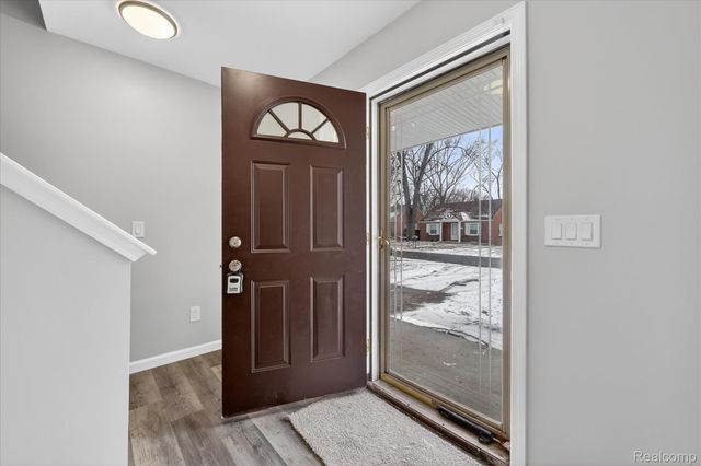 20433 Lexington, Redford Charter Township, MI 48240