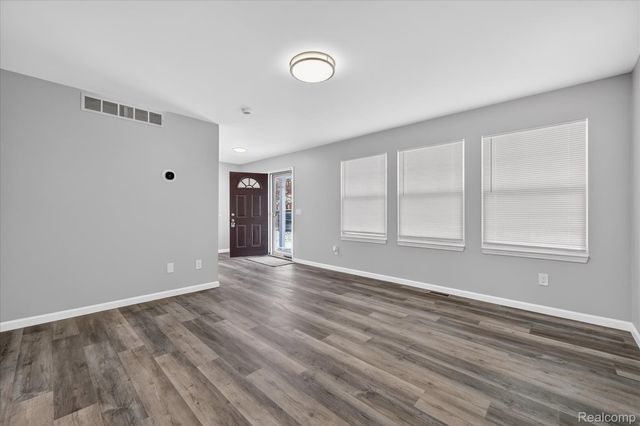 20433 Lexington, Redford Charter Township, MI 48240