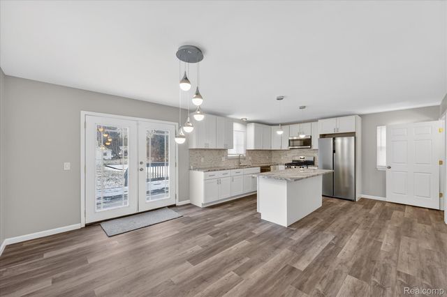 20433 Lexington, Redford Charter Township, MI 48240