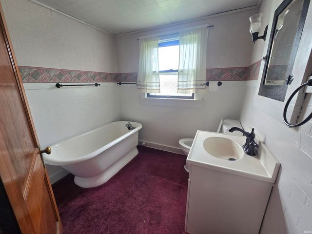 2237 Gay Street, Fort Wayne, IN 46803