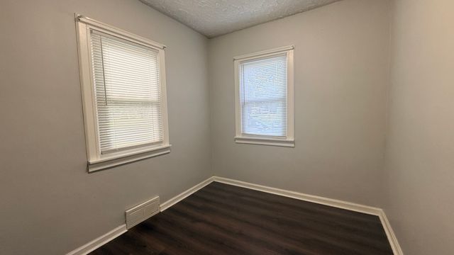 7631 Elm Avenue, Machesney Park, IL 61115