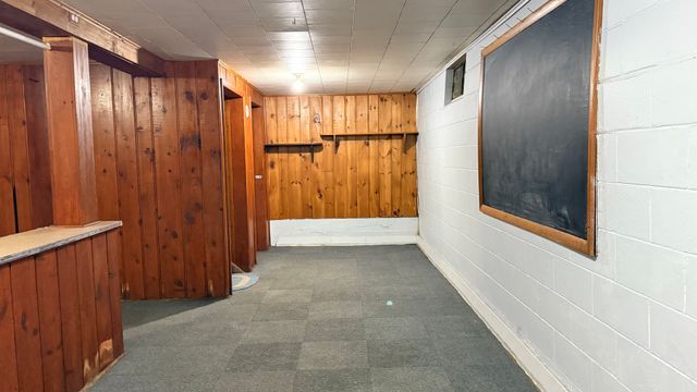7631 Elm Avenue, Machesney Park, IL 61115