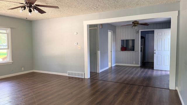 7631 Elm Avenue, Machesney Park, IL 61115