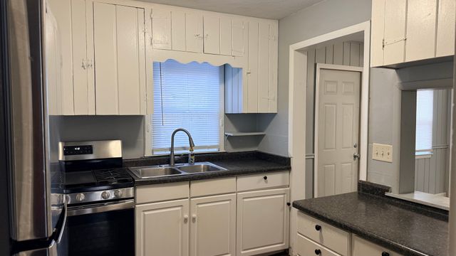 7631 Elm Avenue, Machesney Park, IL 61115