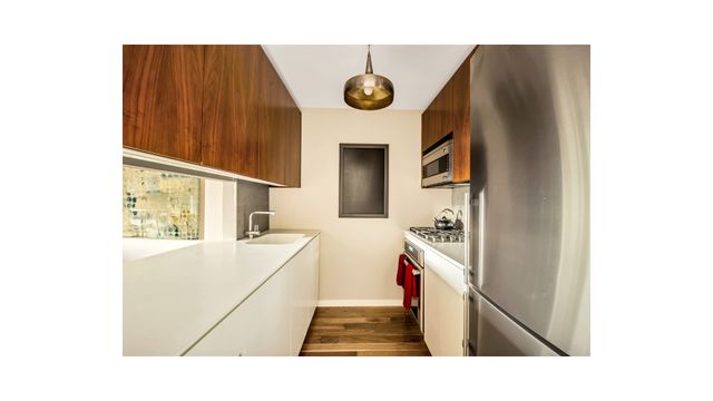 515 E 72nd St Apt 15D, New York City, NY 10021