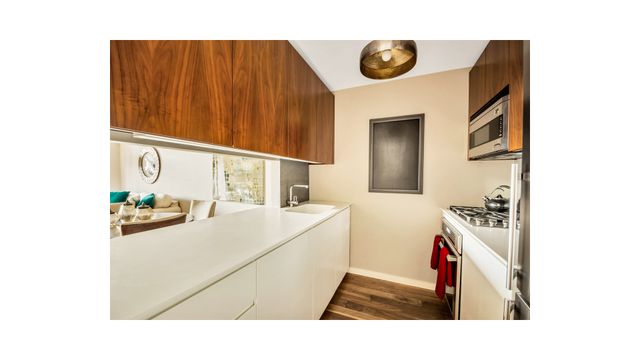 515 E 72nd St Apt 15D, New York City, NY 10021