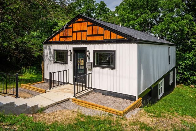 797 Fourth Street, Reading, OH 45215