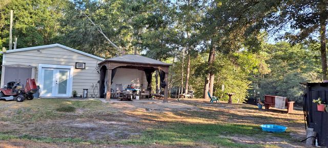 501 Trussel Rd., Andrews, SC 29510