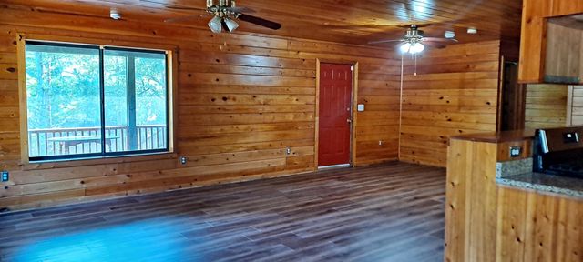 501 Trussel Rd., Andrews, SC 29510