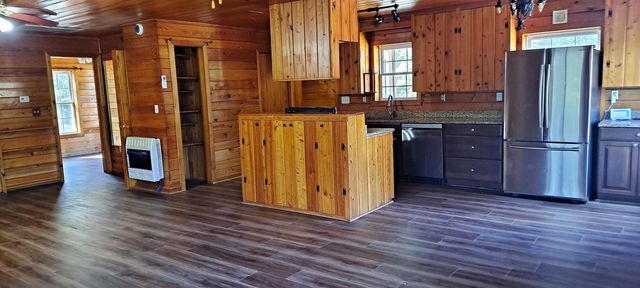 501 Trussel Rd., Andrews, SC 29510