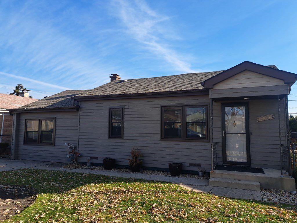 7807 Parkside Avenue, Burbank, IL 60459