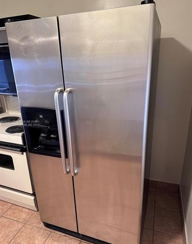 20850 San Simeon Way 603-5, Miami, FL 33179