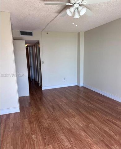 20850 San Simeon Way 603-5, Miami, FL 33179