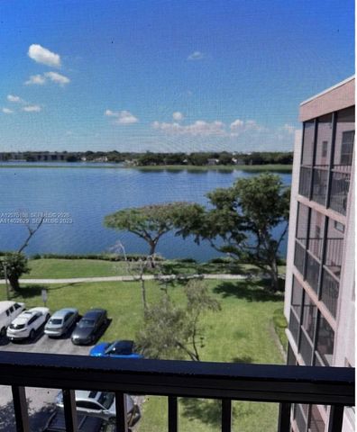 20850 San Simeon Way 603-5, Miami, FL 33179