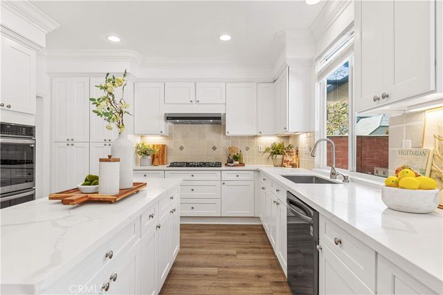 1 Sommerville Pl, Ladera Ranch, CA 92694