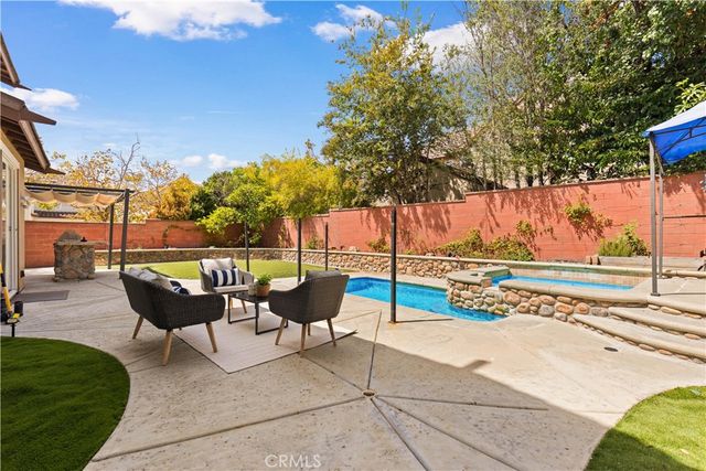 1 Sommerville Pl, Ladera Ranch, CA 92694