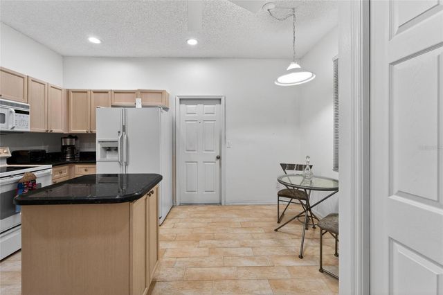 1050 STARKEY ROAD 509, Largo, FL 33771