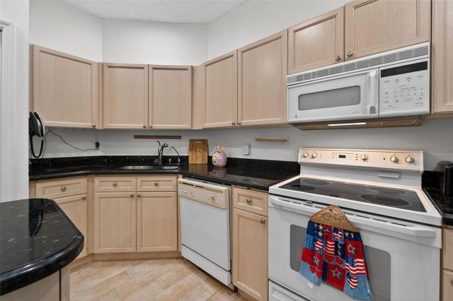 1050 STARKEY ROAD 509, Largo, FL 33771